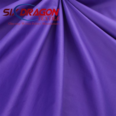 Neilon dwr ar gyfer siacedi i lawr